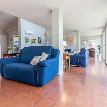 Dell'arco - Design & Pool SantʼElpidio a Mare