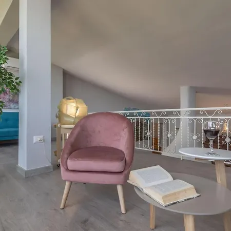 Dell'arco - Design & Pool 3*